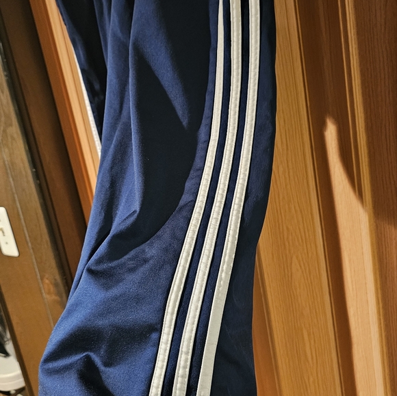 Mens Adidas pants - Picture 3 of 5